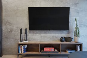 Acropolis Supreme Residence