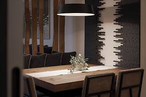 Acropolis Supreme Residence