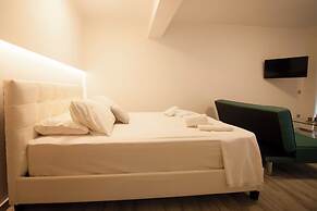 Luxury Studios Kallithea by Corfuescapes