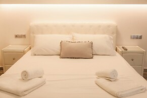 Luxury Studios Kallithea by Corfuescapes