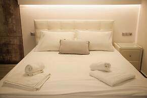 Luxury Studios Kallithea by Corfuescapes