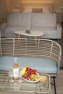 Luxury Studios Kallithea by Corfuescapes