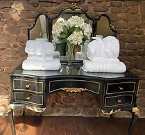 Luxury Georgian Country House With Hot Tub