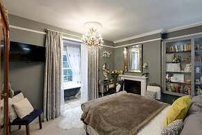 Luxury Georgian Country House With Hot Tub