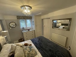 Luxury Georgian Country House With Hot Tub