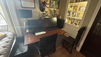 Luxury Georgian Country House With Hot Tub