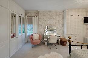 Luxury Georgian Country House With Hot Tub