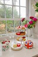 Luxury Georgian Country House With Hot Tub