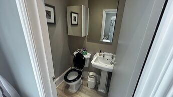 Luxury Georgian Country House With Hot Tub