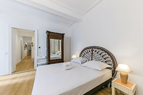 Villa jeu de Paume - Premi re Conciergerie