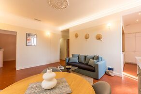 Suite Com die - Premi re Conciergerie