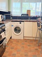Luton Airport Guest House