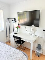 Luton Airport Guest House