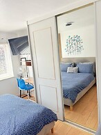 Luton Airport Guest House