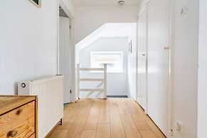 Luton Airport Guest House