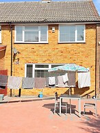 Luton Airport Guest House