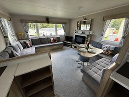 Berwick-upon-tweed - Caravan - Sleeps 6 - Parking