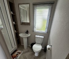 Berwick-upon-tweed - Caravan - Sleeps 6 - Parking