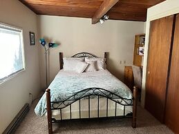 Medford Home and 2 Condos With Pool and Hot tub