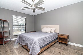 Midland Condo With Pool