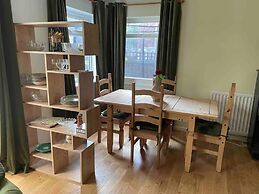 Mersea Island Retreat - 4 Bedroom House
