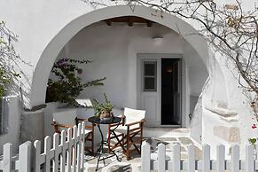 Kastro Cozy Guesthouse