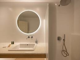 Parikia Cove Mansion