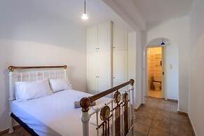 Parikia Cove Mansion