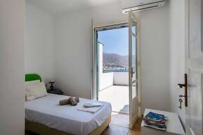 Parikia Cove Mansion