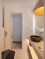 Parikia Cove Mansion