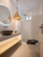 Parikia Cove Mansion