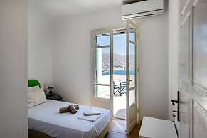 Parikia Cove Mansion