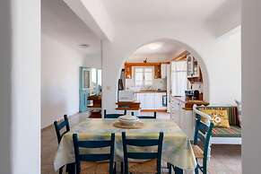 Parikia Cove Mansion