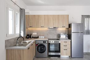 Parikia s Sunlight 2bedroom House