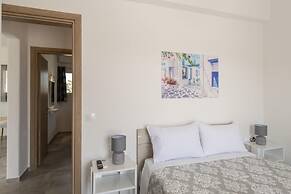 Parikia s Sunlight 2bedroom House