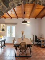 Myrsini Traditional Hillside Cottage