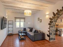 Myrsini Traditional Hillside Cottage