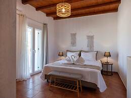 Myrsini Traditional Hillside Cottage