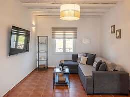 Myrsini Traditional Hillside Cottage