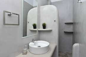 The Local House in Paros