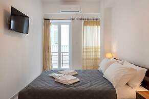 Parikia s Cute Pebble