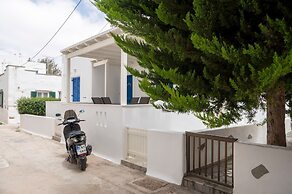 Parikia s Urban Oasis