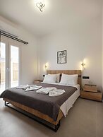 Parikia s Urban Oasis