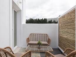 Parikia s Urban Oasis