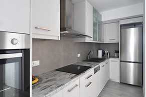 Parikia s Seaside House