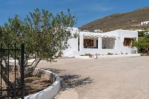 Theodora s Suite in Agios Charalampos