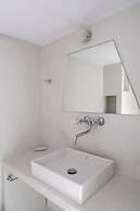 Parikia s Crossroad 3 Bedroom House