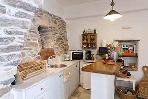 Traditional Stonebuilt House