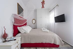 Ricos Two Bedroom House - Naoussa Paros