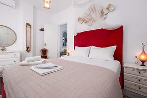 Ricos Two Bedroom House - Naoussa Paros